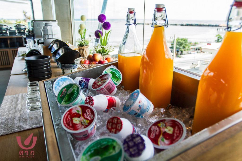 Kroque Boutique & Bistro Ang Sila Eksteriør bilde