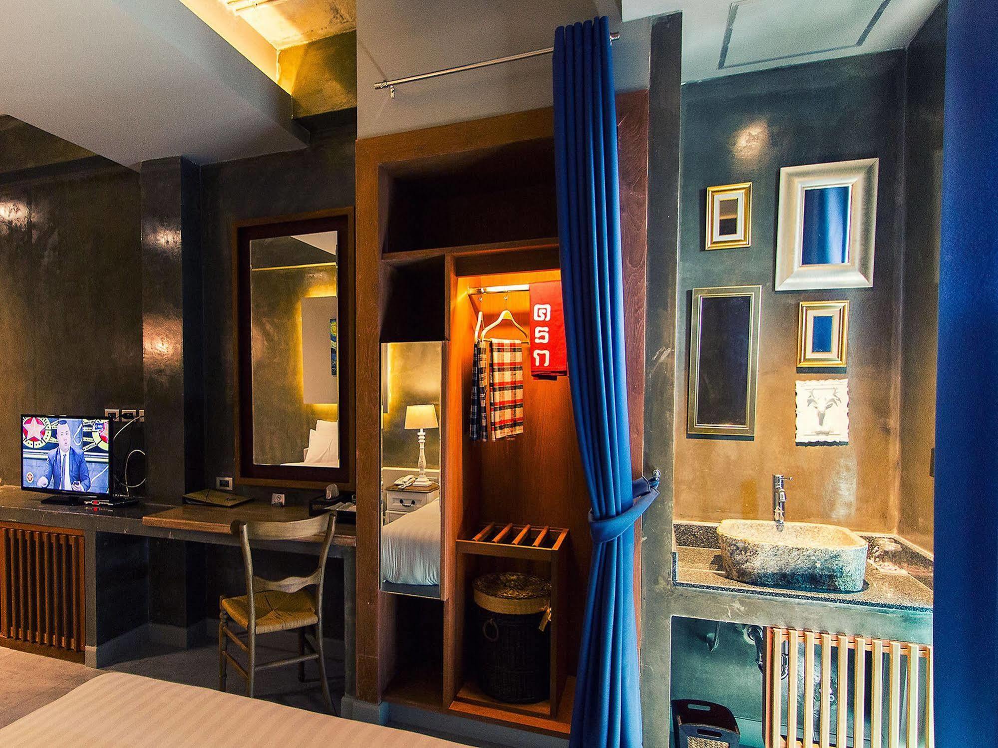 Kroque Boutique & Bistro Ang Sila Eksteriør bilde